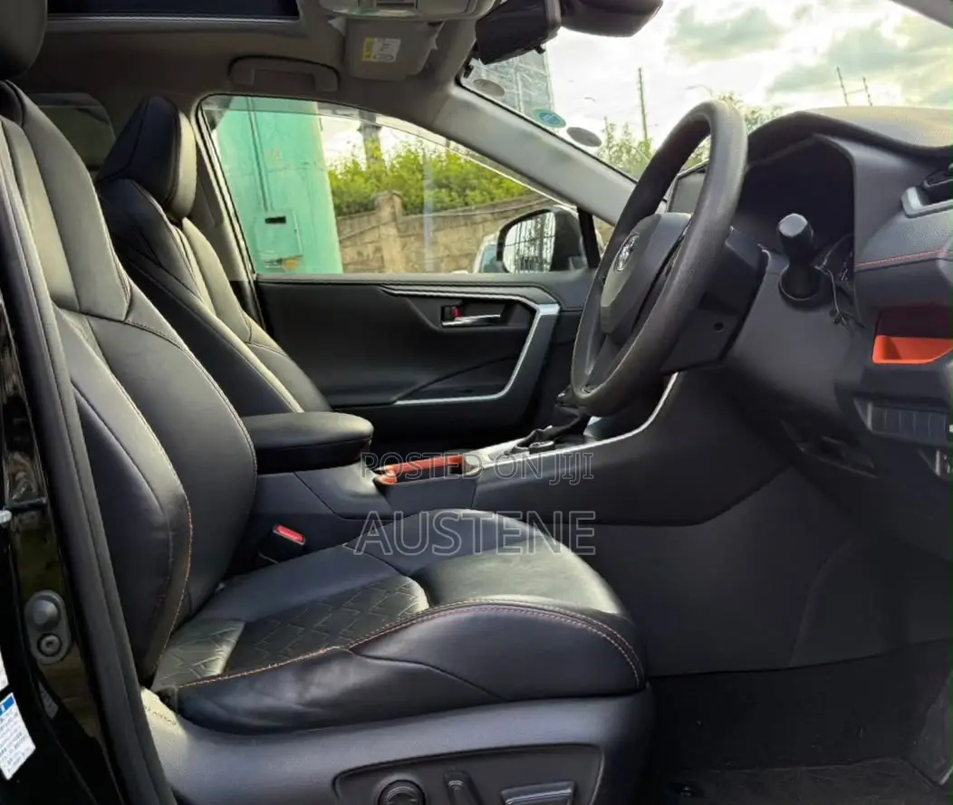 Toyota RAV4 2019 Black