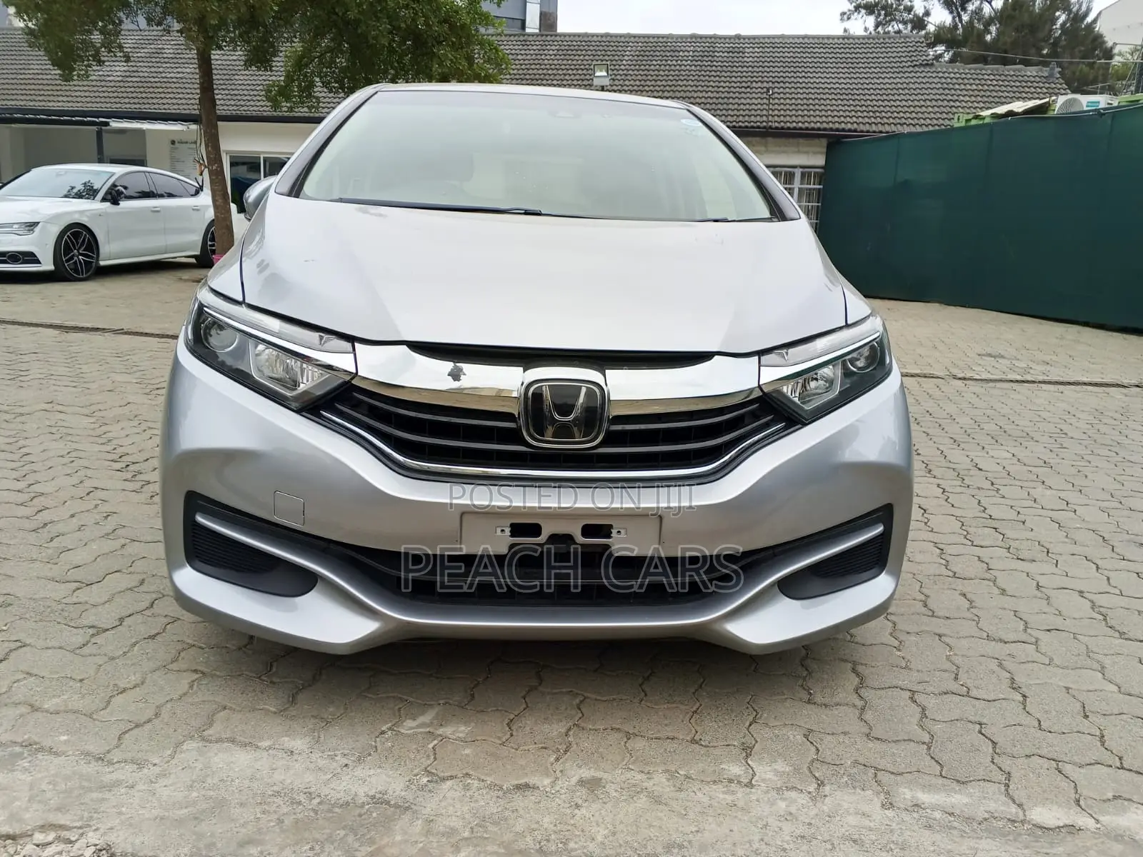 Honda Shuttle 2019 Silver