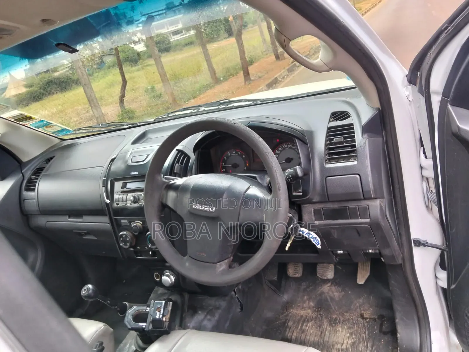 Isuzu D-MAX 2017 Pearl