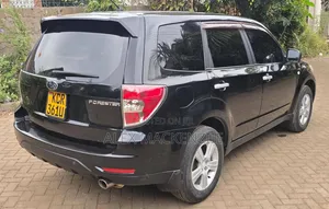 Subaru Forester 2012 Black