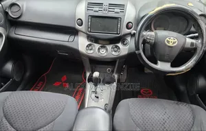 Toyota Vanguard 2010 Gray