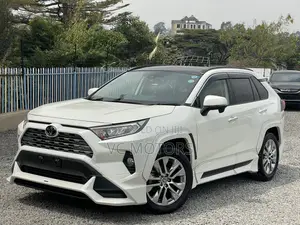 Toyota RAV4 TRD Off Road AWD 2020 White