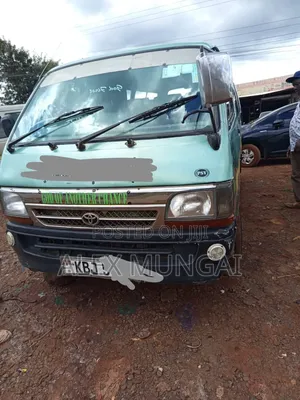Toyota HiAce 2000 Grey