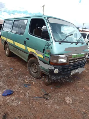 Toyota HiAce 2000 Grey