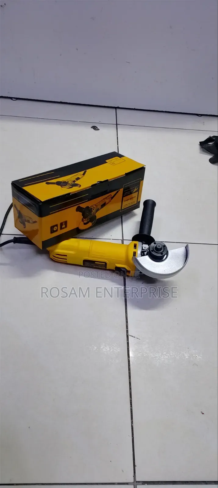 DeWalt Angle Grinder 4.5"