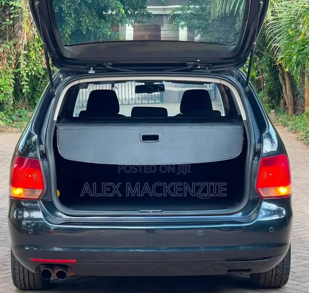Volkswagen Golf 2012 Black