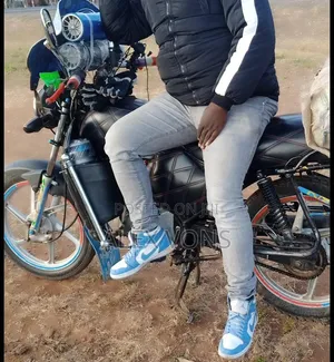 Honda CBX 2023 Blue