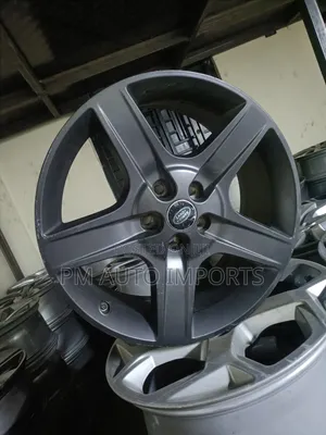 Range Rover Discovery Rims Size 20