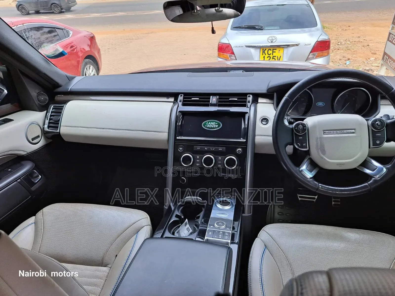 Land Rover Discovery 2017 Burgundy