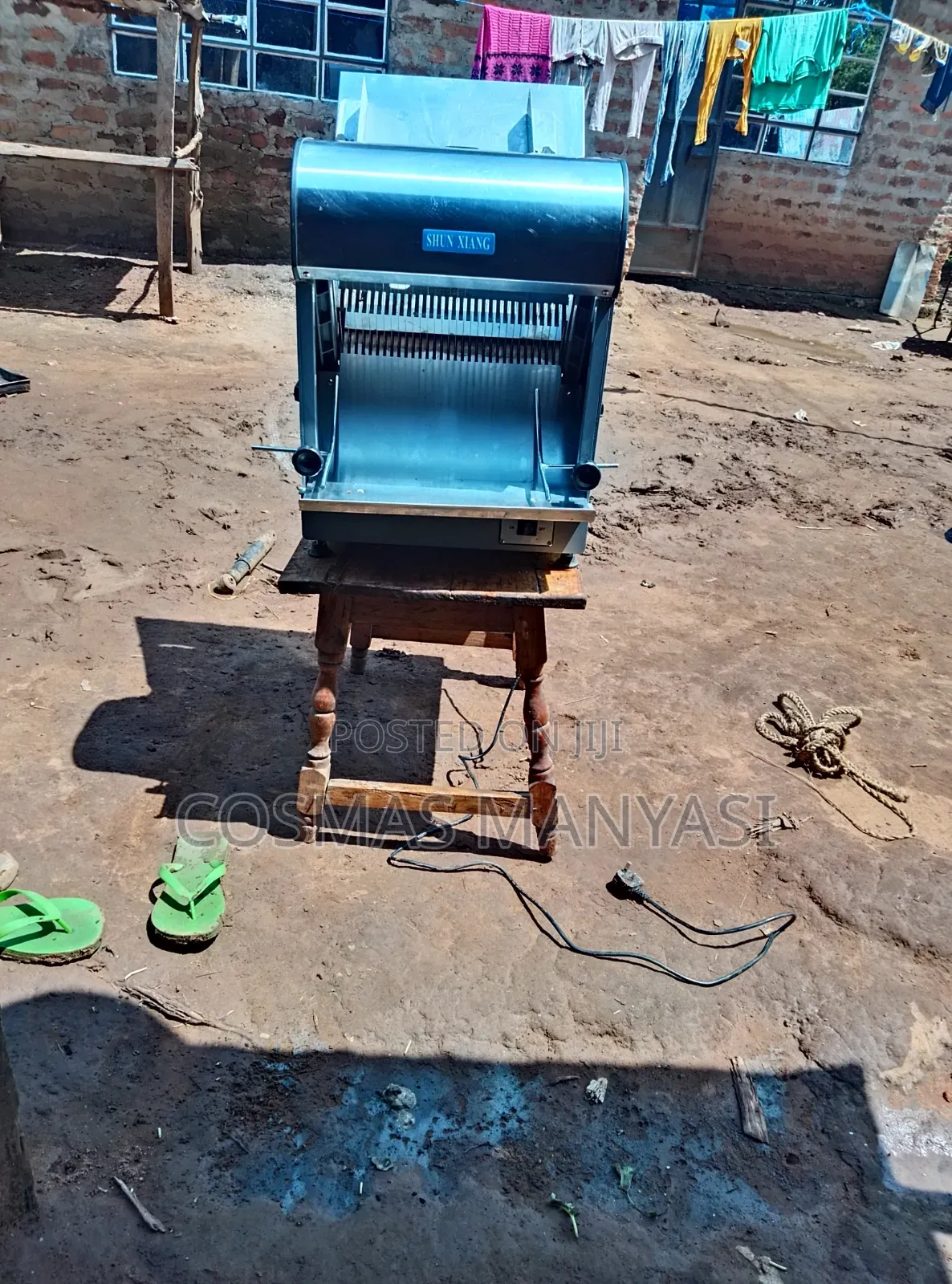 Bread Slicing Machines