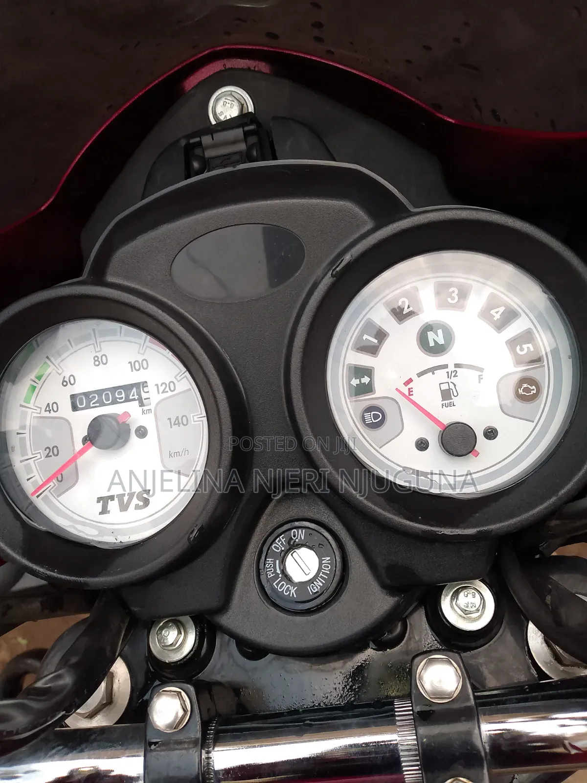 TVS HLX Plus ES 2026 Red