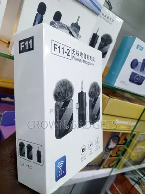F11-2 Plug Play Wireless Microphone for Streaming Vlogs