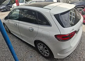 Mercedes-Benz B-Class 2019 White
