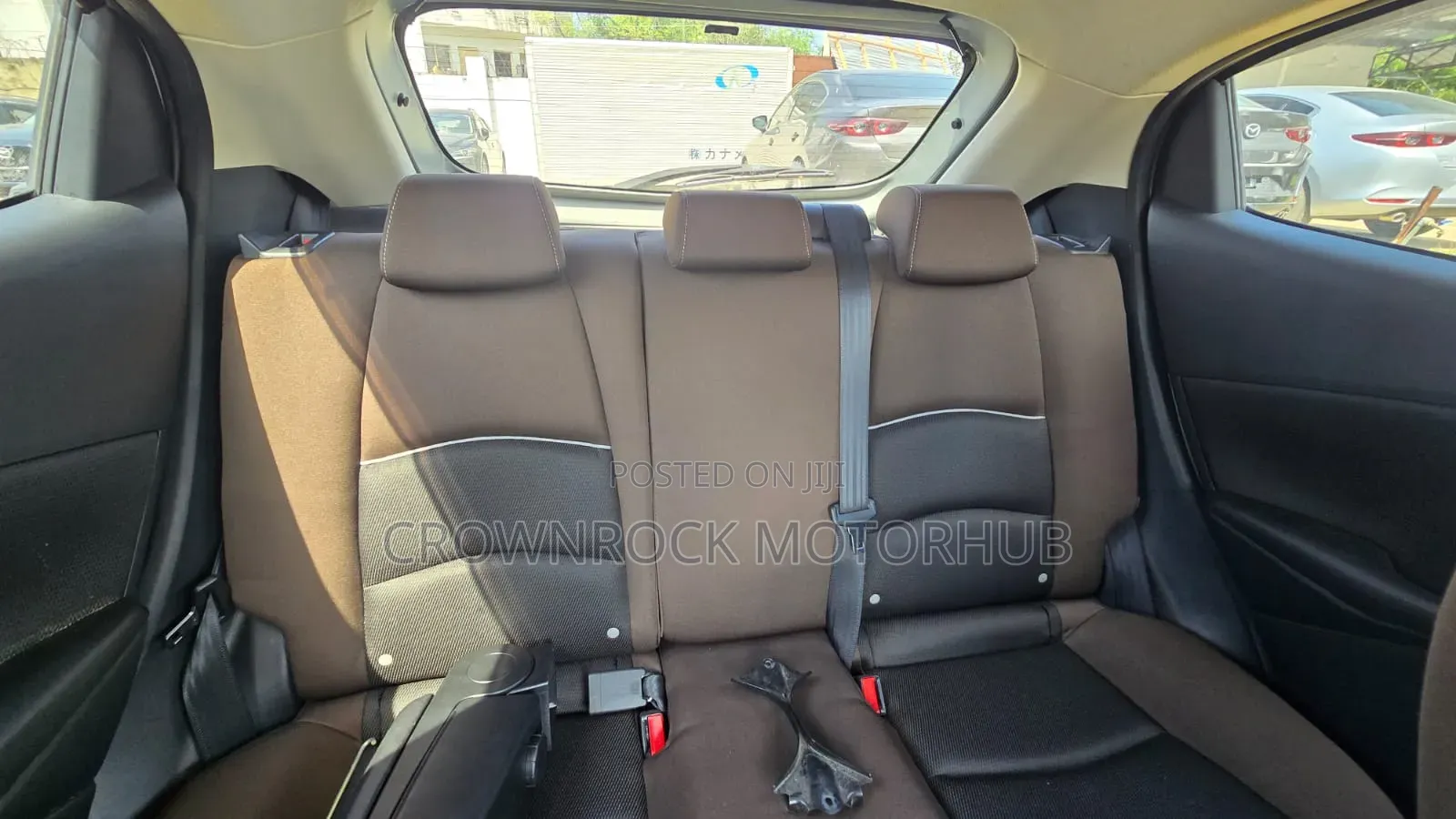 Mazda 2 2019 White