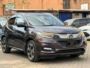 Honda Vezel 2018 Brown