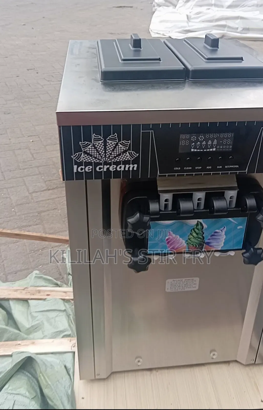 Soft Serve Icecream Machine