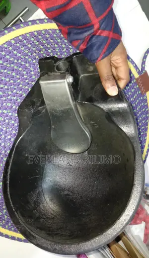 Horse Waterer Cast Iron Drinker