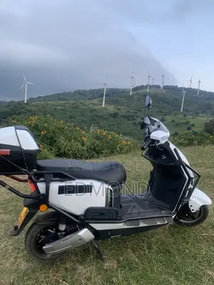Motorcycle 2025 White