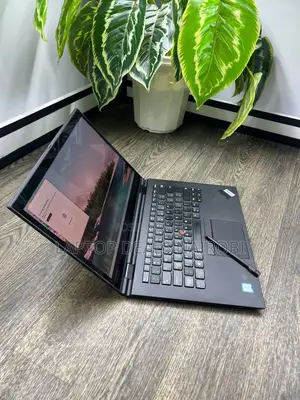 Laptop Lenovo ThinkPad X1 Yoga 16GB Intel Core i7 SSD 512GB