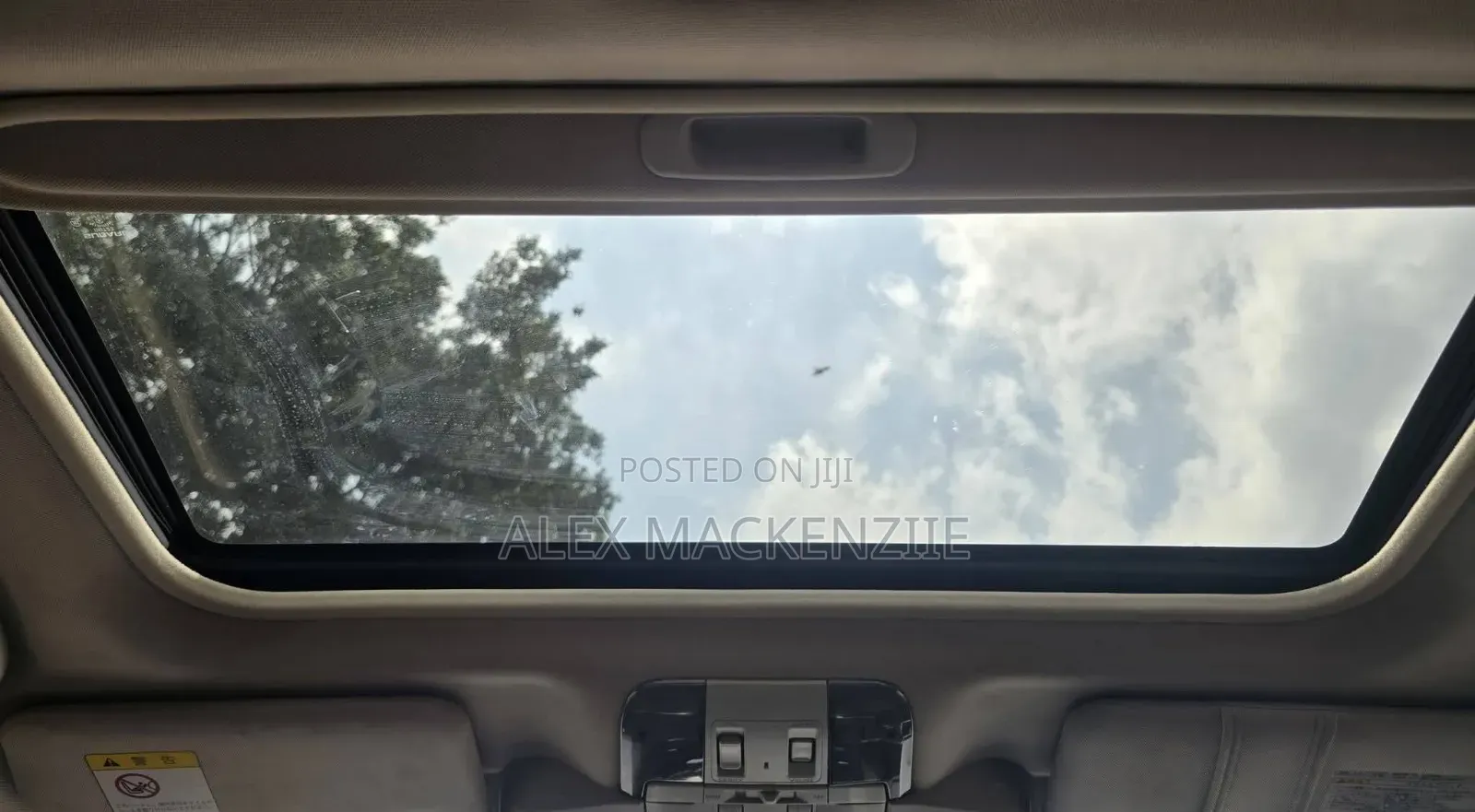 Subaru Legacy 2012 White