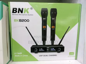 BNK BK8200 UHF Wireless Microphone System