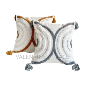 Luxury Tufted Cases
45cm by 45cm
