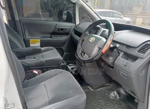 Toyota Voxy 2008 White