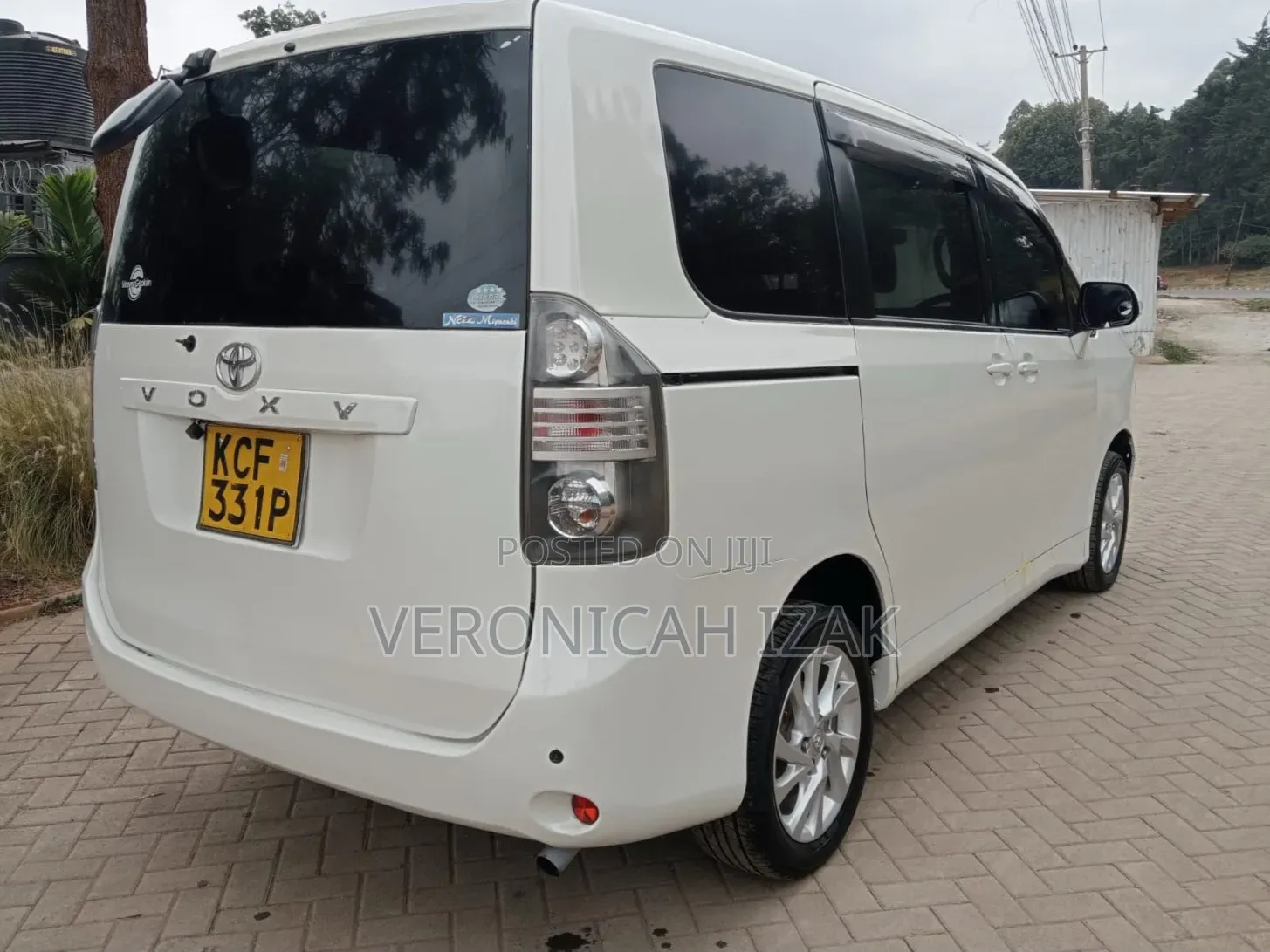Toyota Voxy 2008 White