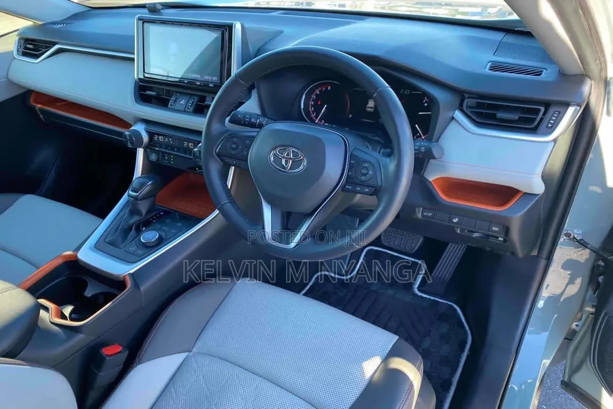 Toyota RAV4 2019 Green
