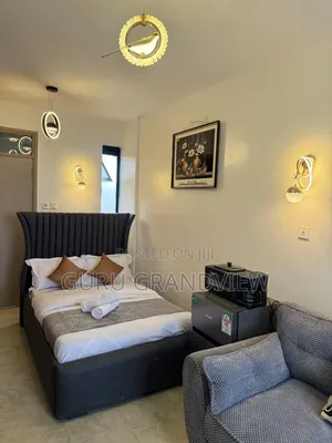 Roysambu Studio Airbnb Behind TRM