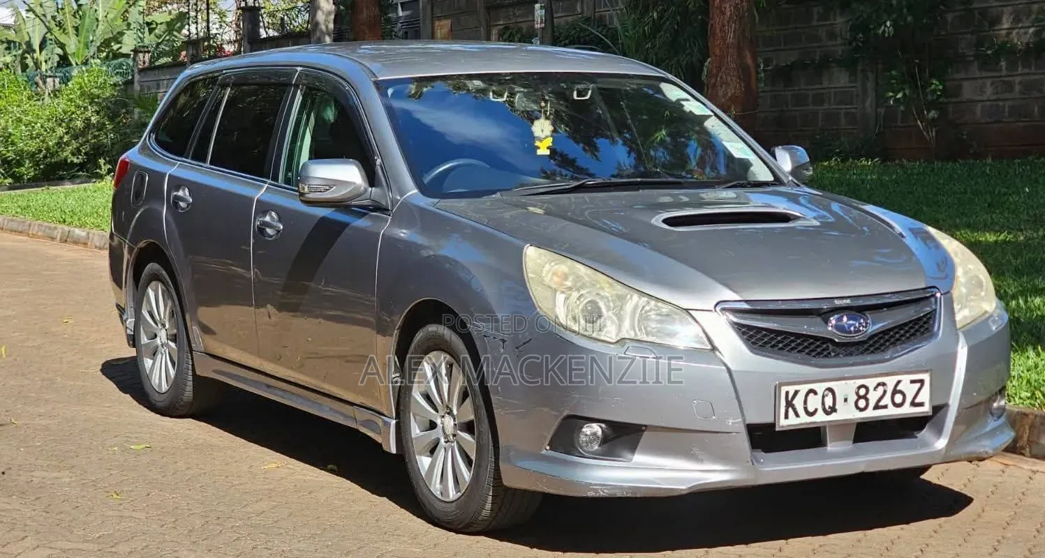 Subaru Legacy 2011 Silver