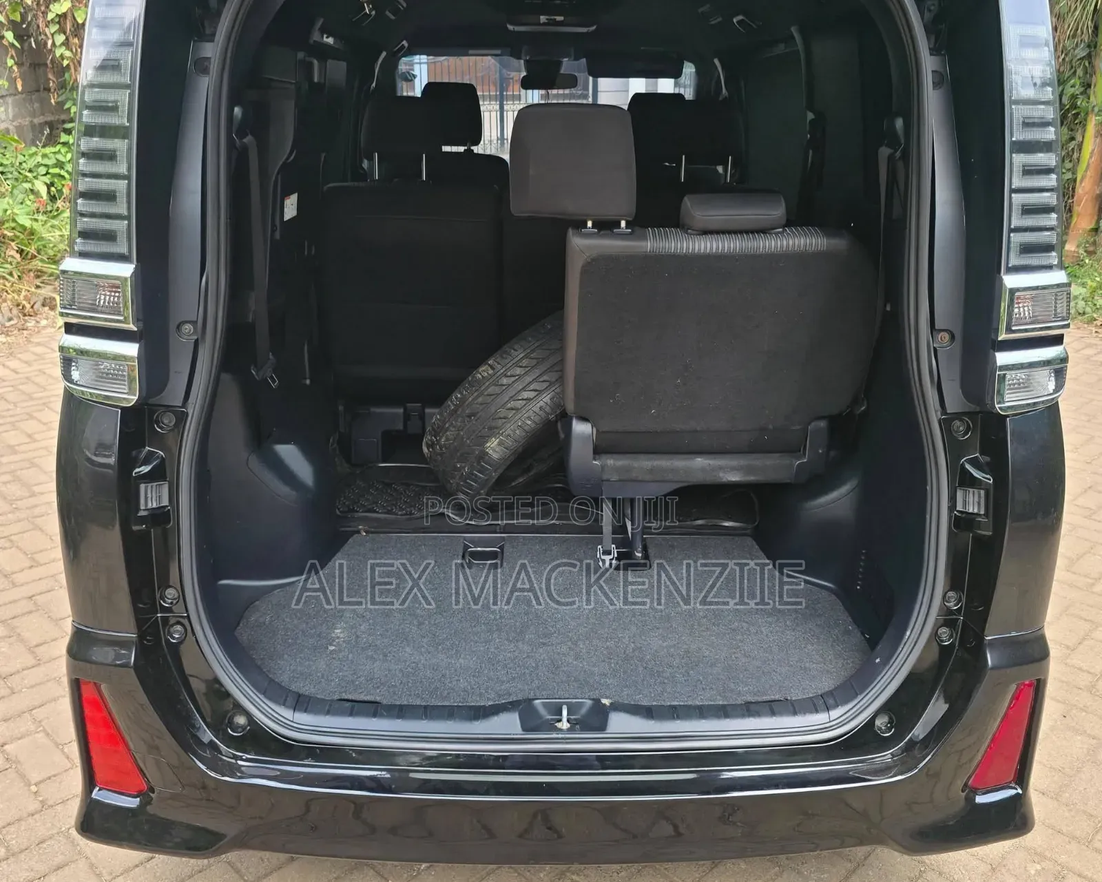 Toyota Voxy 2017 Black