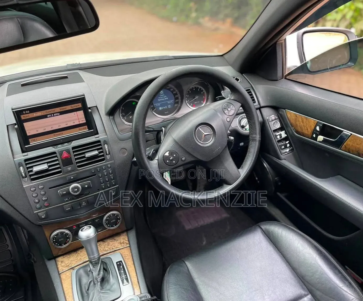 Mercedes-Benz C200 2009 White
