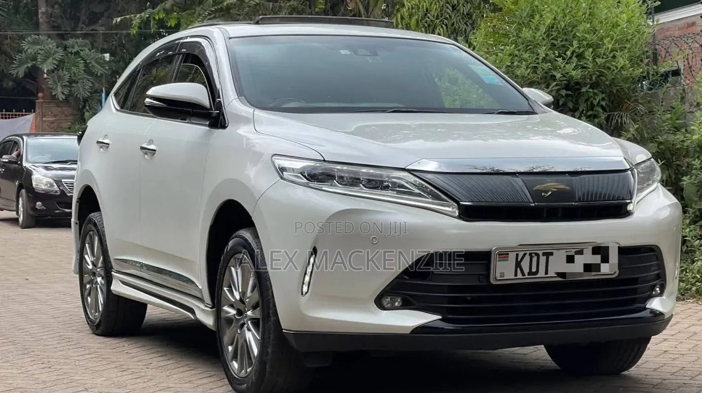 Toyota Harrier 2018 White