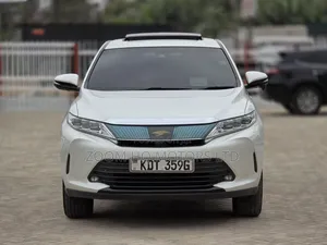 Toyota Harrier 2018 White