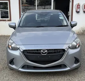 Mazda Demio 2019 Silver