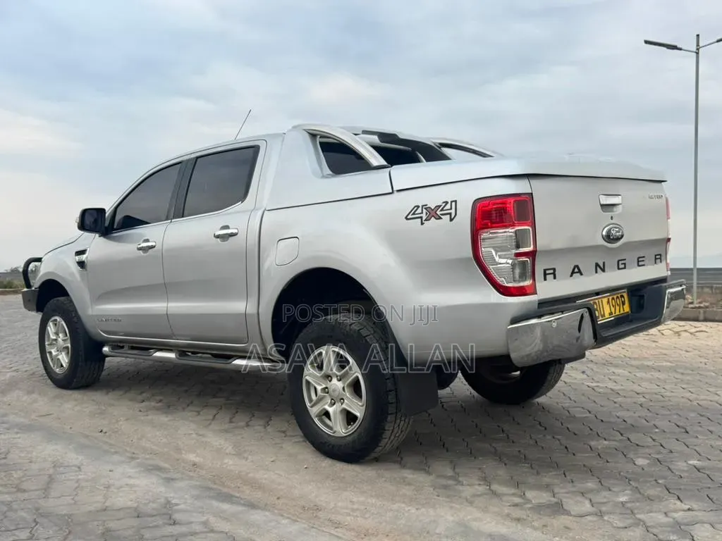 Ford Ranger Wildtrak 2012 Silver