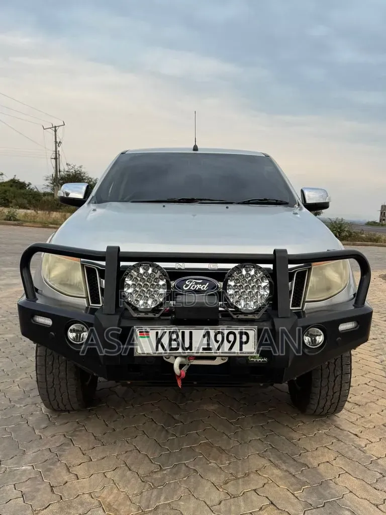 Ford Ranger Wildtrak 2012 Silver
