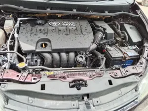 Toyota Wish 2012 Maroon