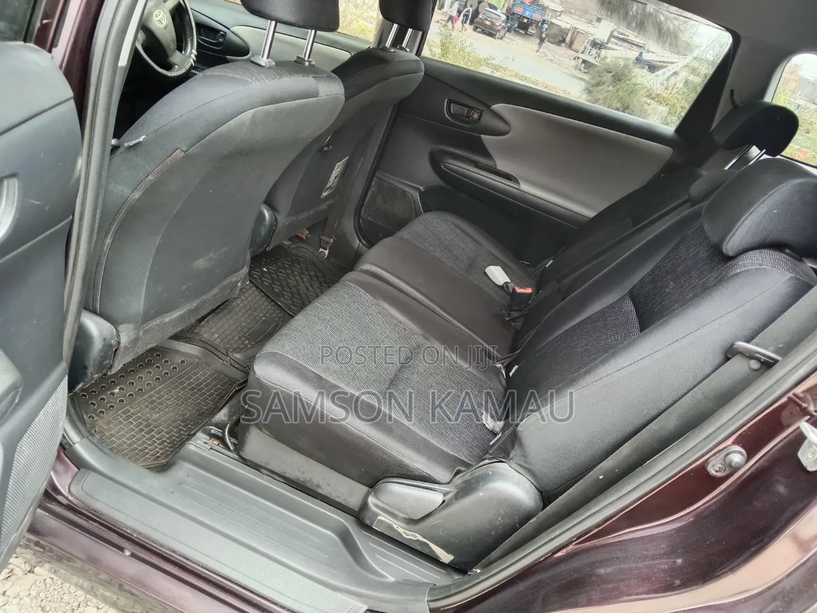 Toyota Wish 2012 Maroon
