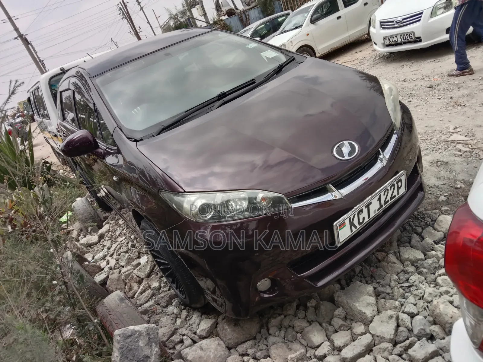 Toyota Wish 2012 Maroon