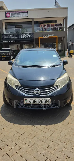 Nissan Note 2015 Black