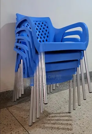 Executive Plastic Chairs With Arms.