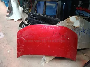 Honda Insight Bonnet
