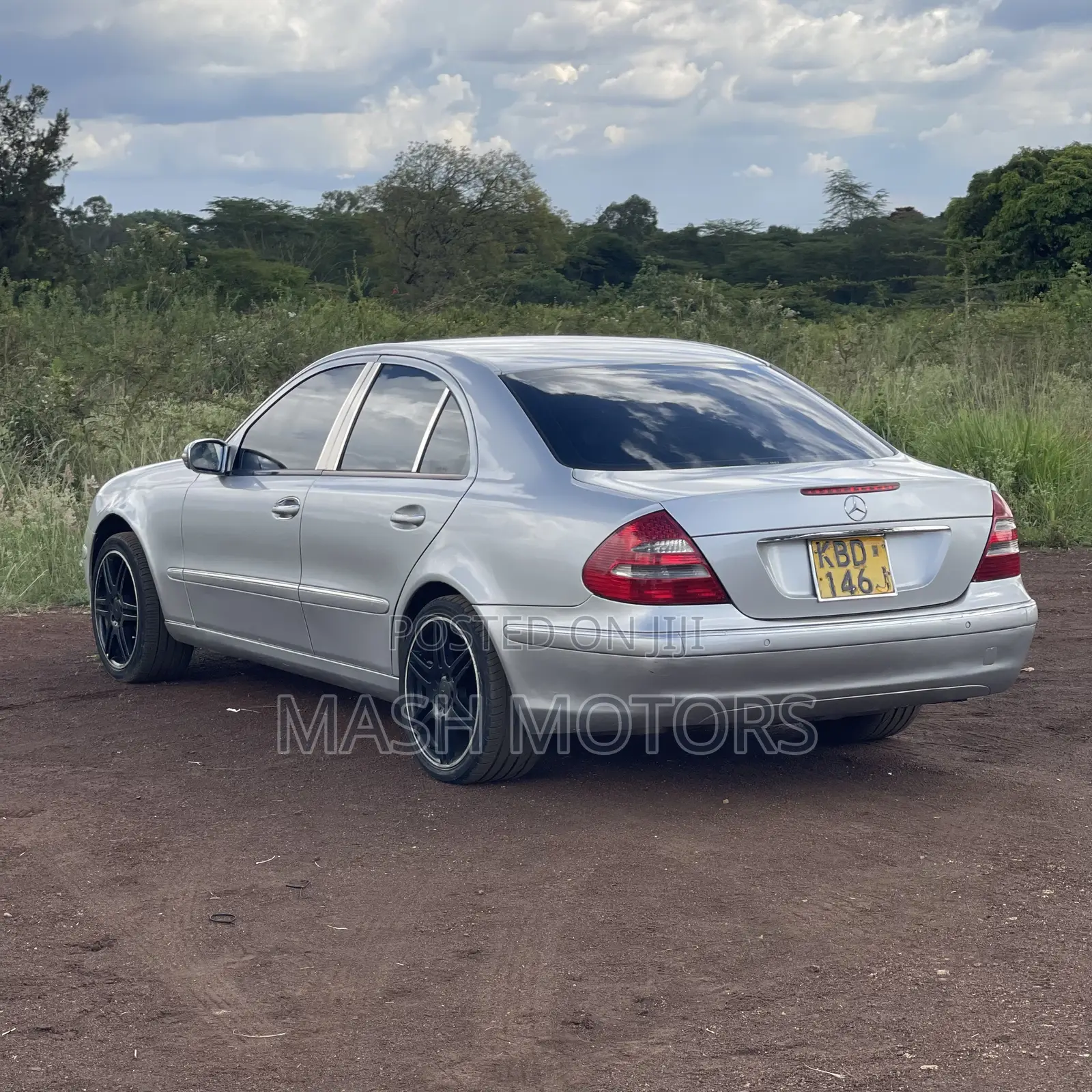 Mercedes-Benz E200 2005 Silver