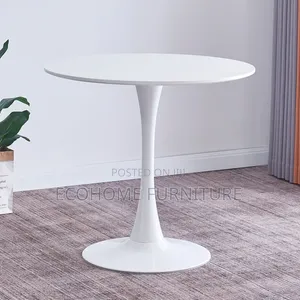 Round Dining Table. Cocktail