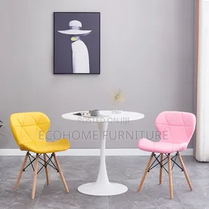 Round Dining Table. Cocktail