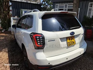 Subaru Forester 2017 White
