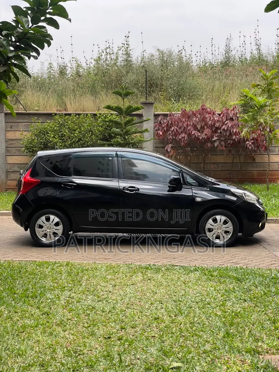 Nissan Note 2012 Black