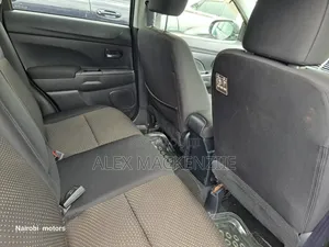Mitsubishi RVR 2013 Gold